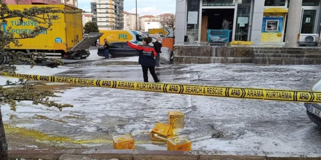 Niğde PTT Şubesinde Tehlikeli Kargo Patlaması Dört Yaralı