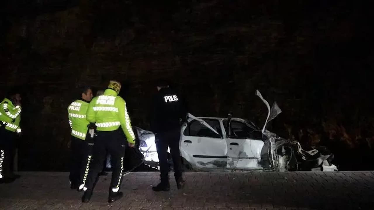 Antalya'da Meydana Gelen Trafik Kazası: Alkollü Sürücünün Neden Olduğu Facia