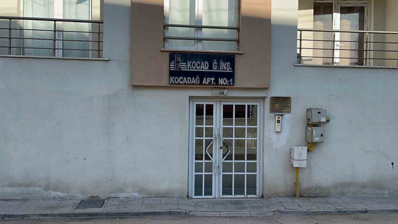 Eskişehir'de Şüpheli Ölüm: Yaşlı Kadın Evinde Hareketsiz Bulundu