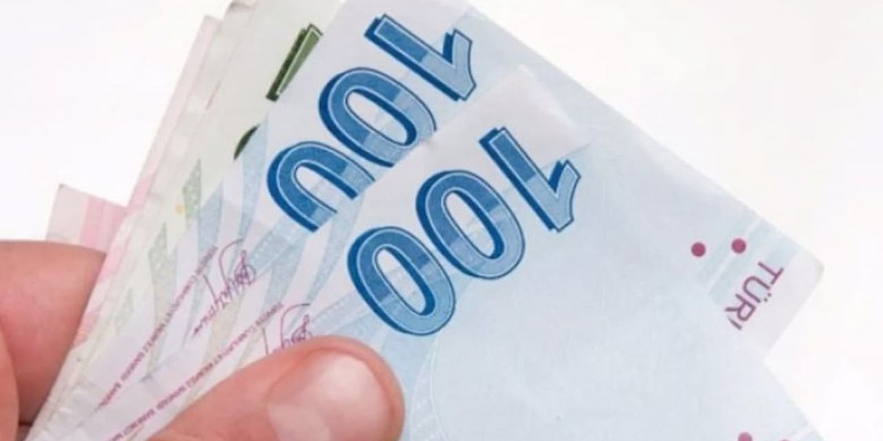 Kamu Çalışanlarının Cüzdanları Şenlenecek: 8 Bin TL İkramiye Kapıda!