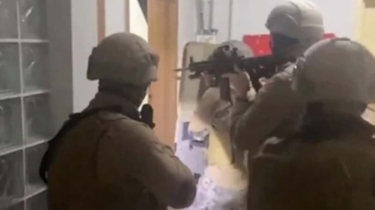 Türkiye Genelinde Yankı Uyandıran Operasyon: Kafes-35 İle 34 IŞİD Şüphelisi Kıskıvrak Yakalandı!