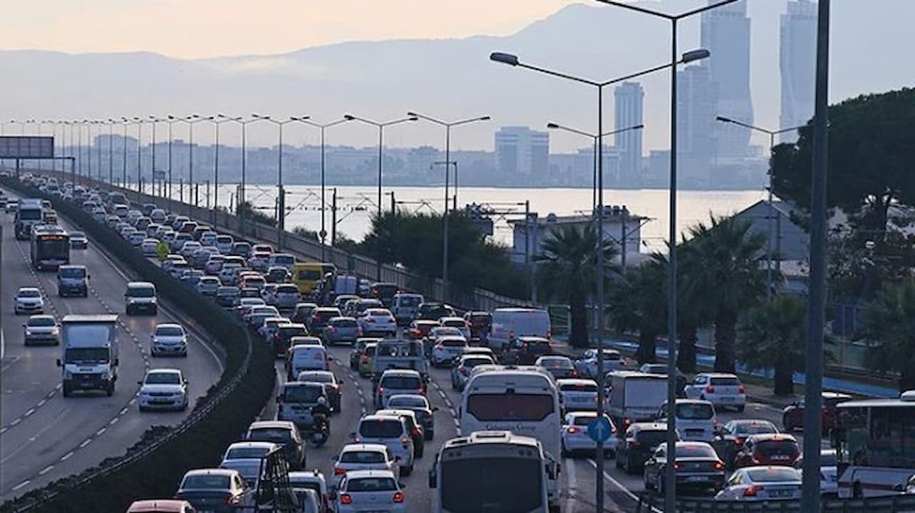 Trafik Sigortasında Fiyat Fırtınası: Şirketlerin Zam Talebi Yetmiyor, Primler Uçuşta!