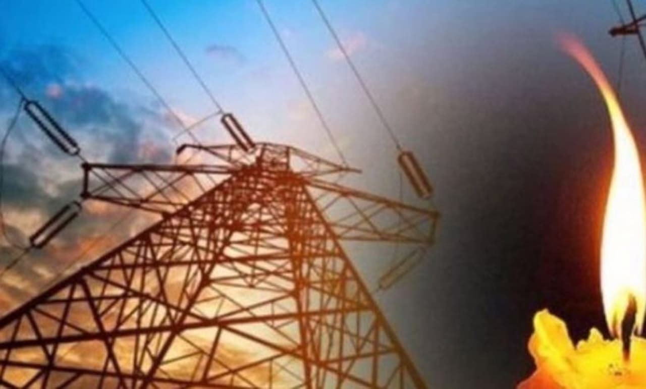 İzmir'de Elektrik Kesintisi Alarmı: Mahalleler Karanlıkta!