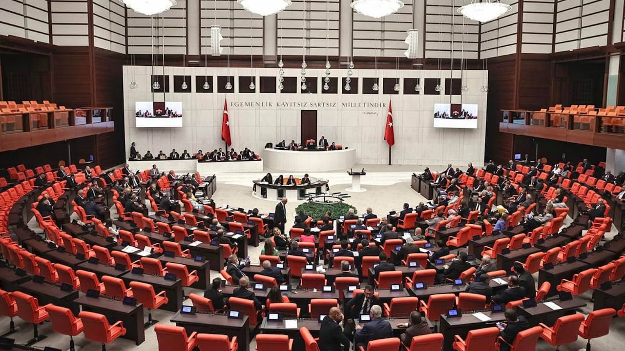 Yargı Reformunda Devrim: AKP'den Çığır Açacak 40 Maddelik Kanun Teklifi!