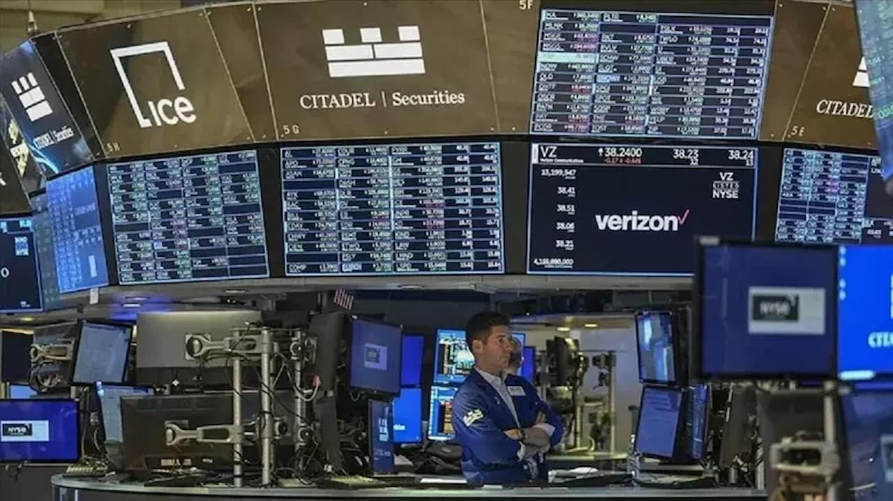 ABD Borsası Karışık Sinyal Alıyor: Fed ve Makroekonomik Veriler Dikkatle İzleniyor