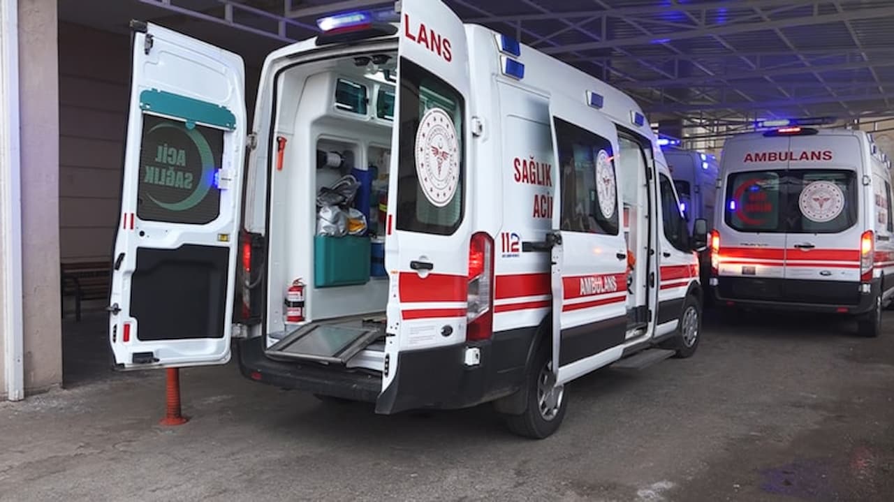 Duygusal Bir Veda: Kumluca'da Anne ve Oğlunun Ardı Ardına Vedası
