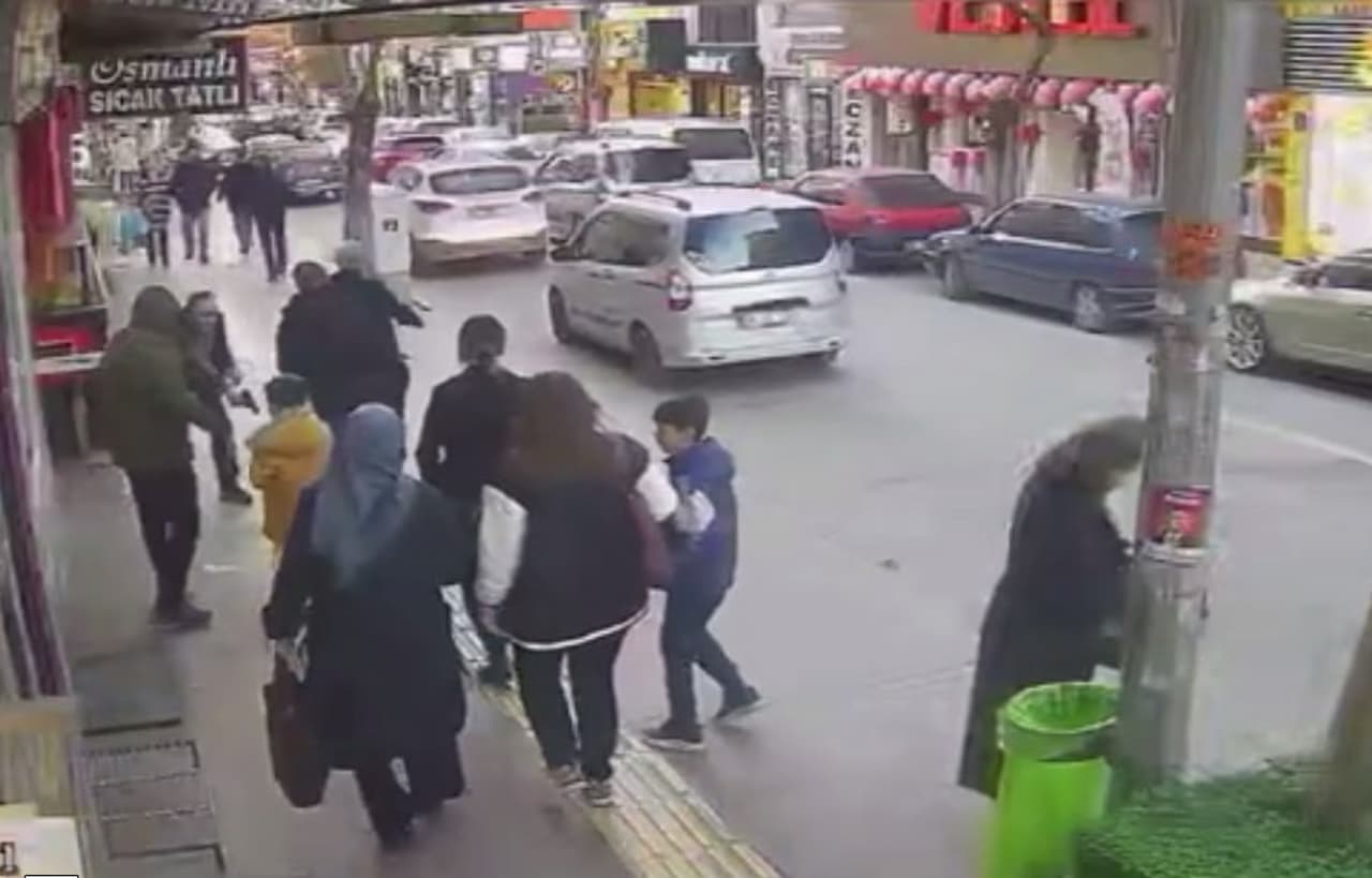 Ankara Polatlı'da Yaşanan Silahlı Kavgada 1 Kişi Hayatını Kaybetti, 2 Çocuk Yaralandı