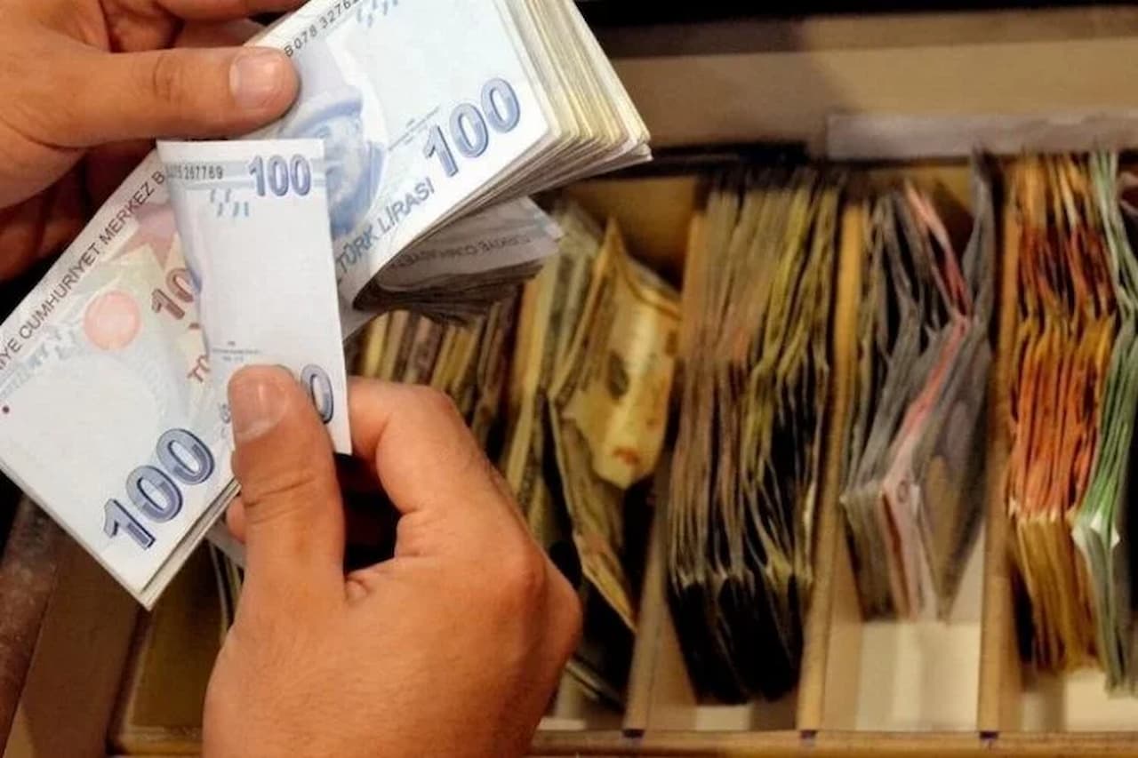 Mart Ayı Evde Bakım Maaşlarına Rekor Zam: Hesaplara 7.608 TL Yatıyor!