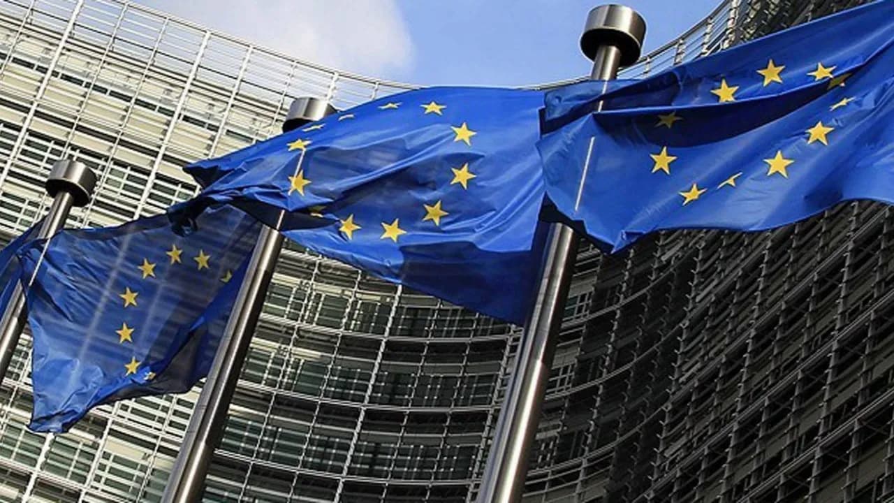 Euro Bölgesi Ekonomisi Beklentilerin Üzerinde Performans Gösterdi: PMI Son Sekiz Ayın En Yüksek Seviyesinde!