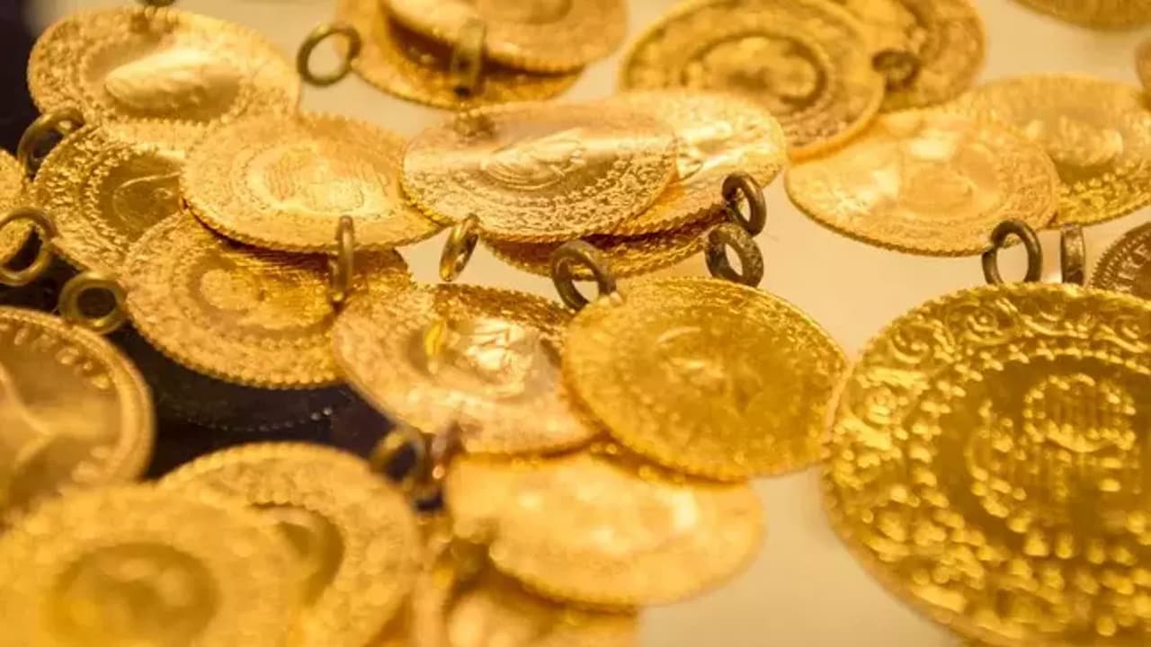 Piyasaların Nabzı: Altın Fiyatlarında Güncel Dalgalanmalar ve Yatırımcıya Etkileri