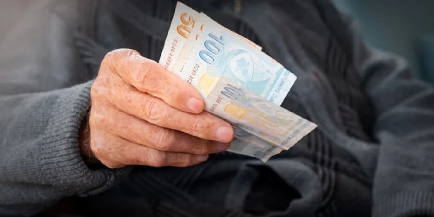 Emekli Aylığı Promosyonlarında Büyük Artış: Kamu ve Özel Bankalar Arasındaki Rekabet Kızışıyor