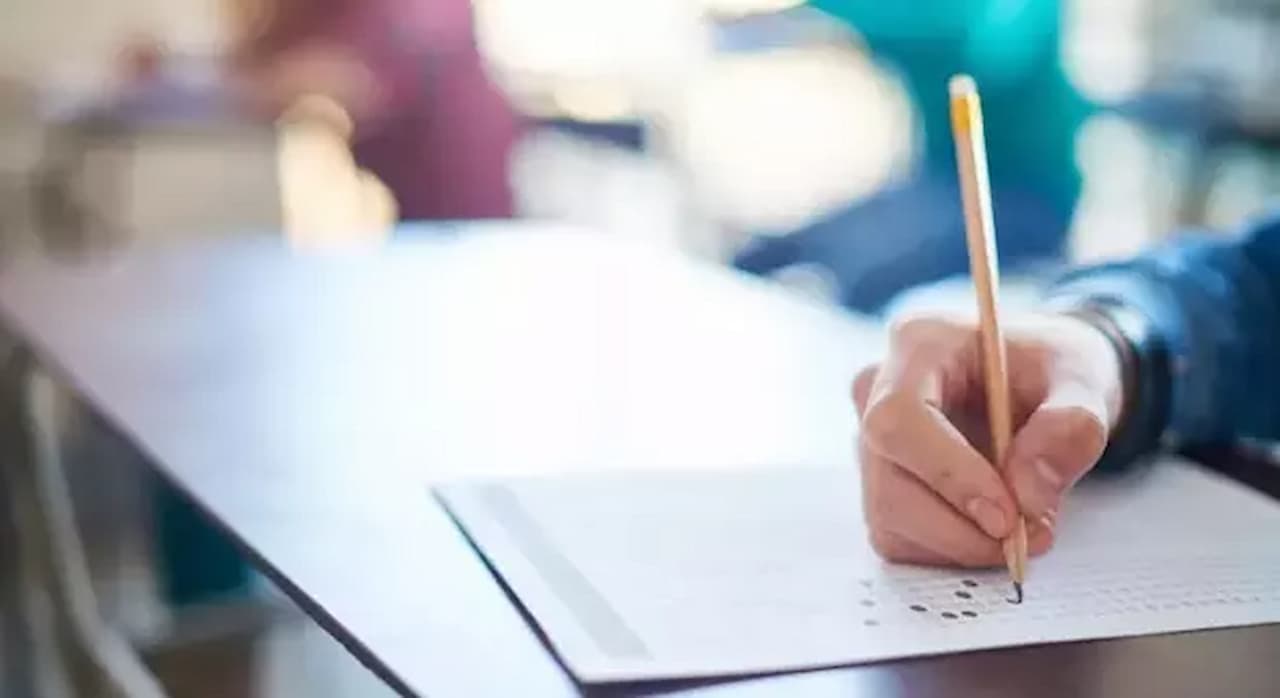 Yükseköğretim Kurumları Sınavı’nda İkinci Şans: Geç Başvurular ve Ücret Detayları