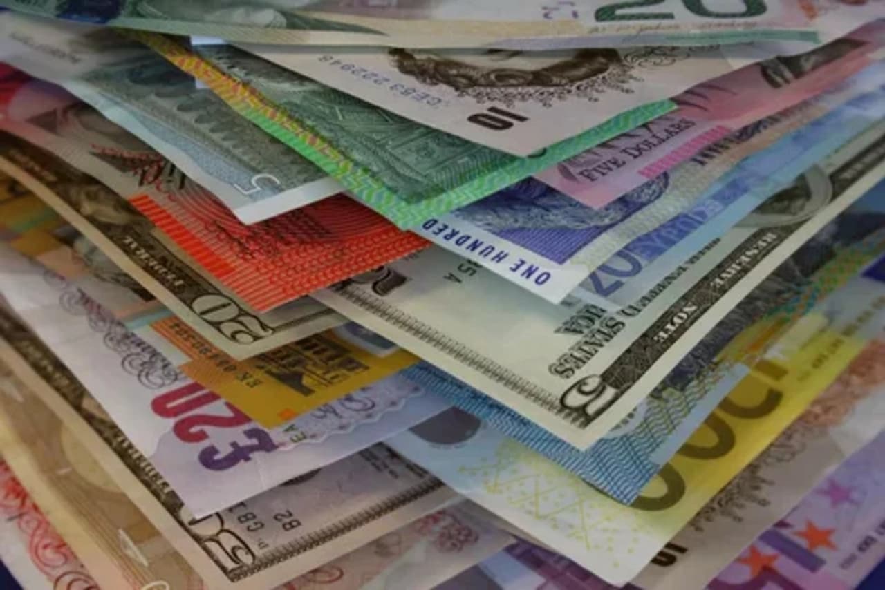 Bugün Hangi Para Birimleri Daha Çok Değer Kaybetti?