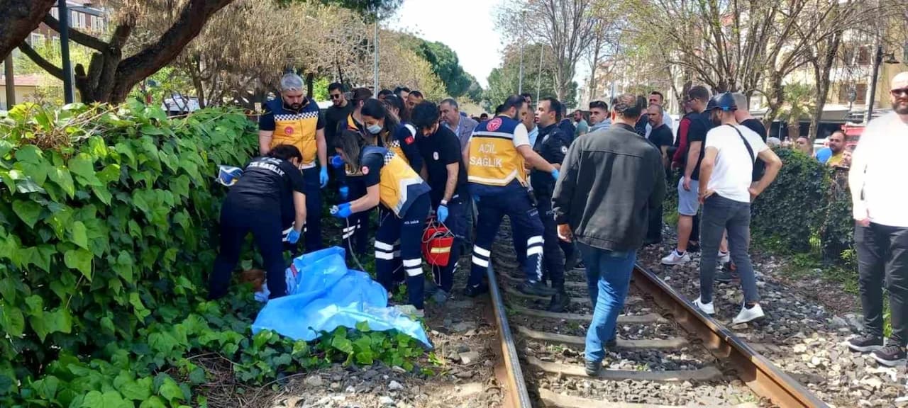 Manisa Salihli'de Trajik Tren Kazası: 49 Yaşındaki Kadın Hayatını Kaybetti