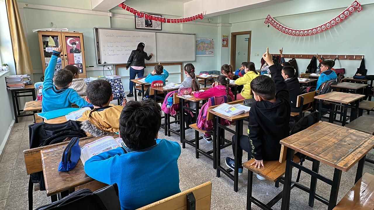 Milli Eğitim Bakanlığı yaz tatilinde öğrencilere ücretsiz eğitim fırsatı sunuyor!