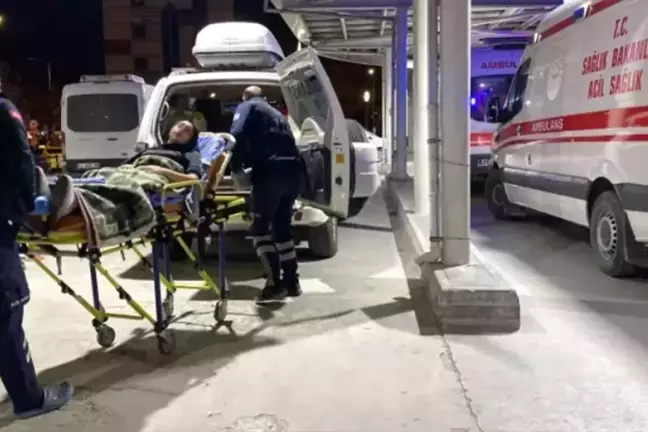 Konya’da Kızlar Arasında Kan Donduran Bıçaklı Kavga: 16 Yaşındaki Genç Kız Yaralı!
