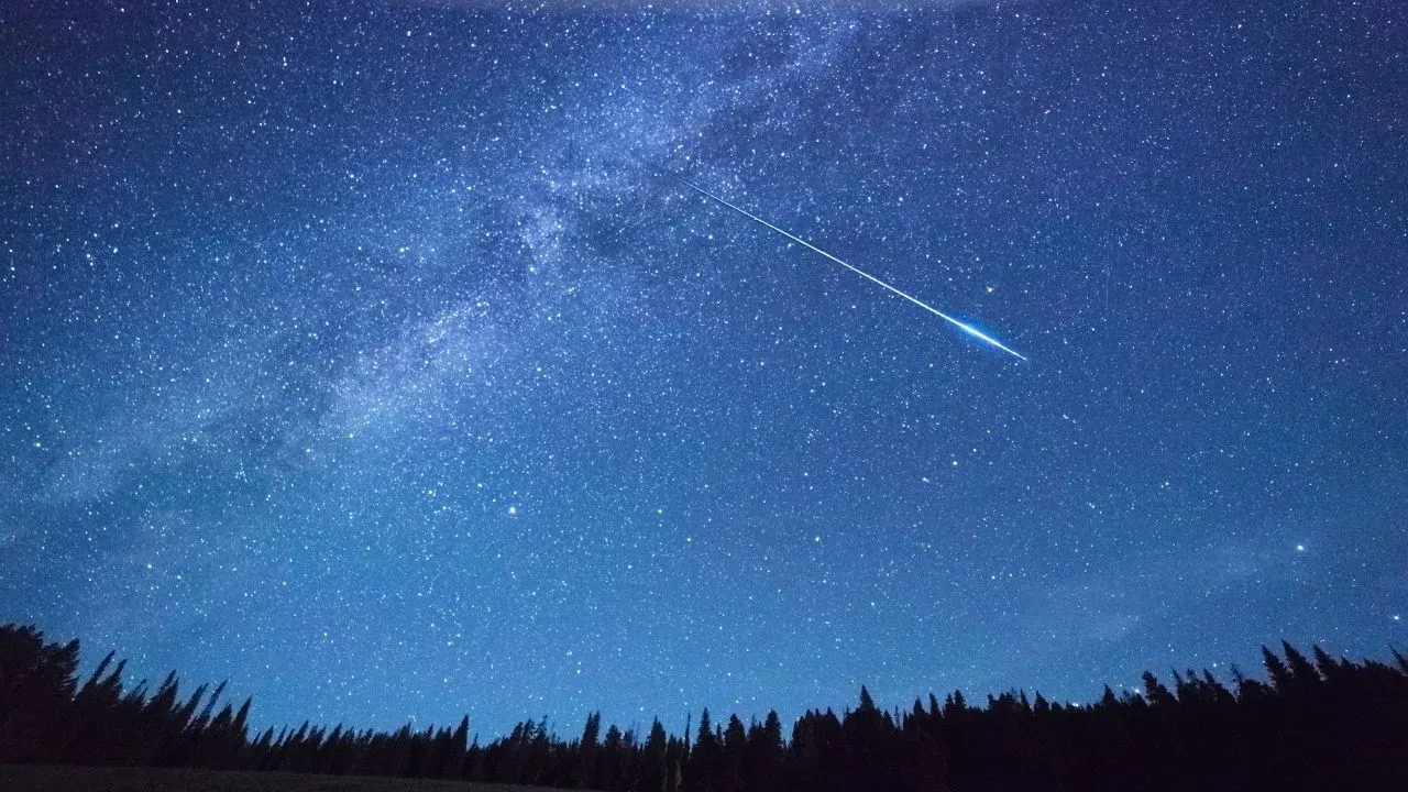 O Tarihe Sakın Program Yapmayın: İstanbul’da Lyrid Meteor Yağmurunu İzleyebileceğiniz 5 Sessiz Nokta