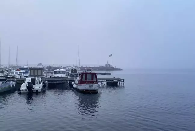 ÇANAKKALE BOĞAZI'NDA HAYATI DURDURAN SİS! Deniz Canavarları HAREKETSİZ KALDI!