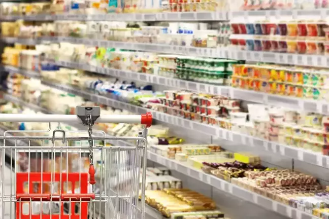 Çirkin Hile Açığa Çıktı! Zincir Marketlerde Satılan Peynir, Sağlıkla Oynuyor!