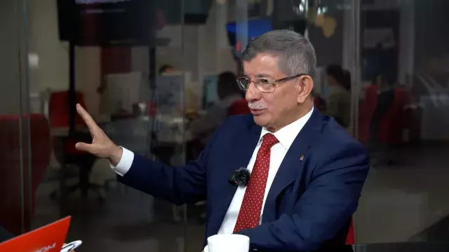 Ahmet Davutoğlu: "Yolsuzluk Varsa Kimseye Bakmam!"