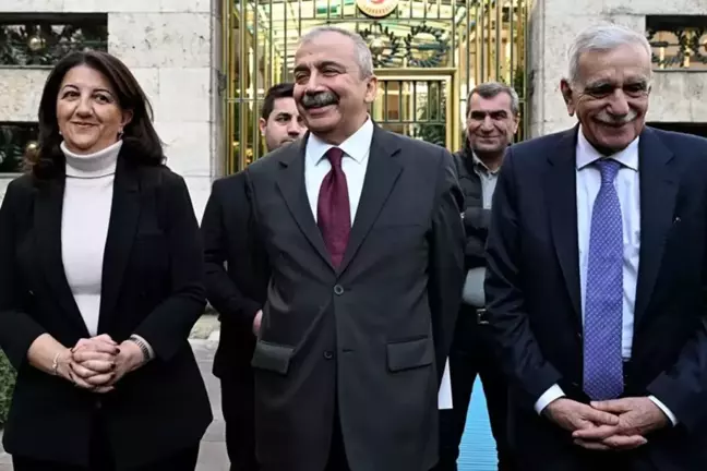 DEM Parti'den PKK Kongresi Sonrası Tarihi Açıklama: "Yeni Bir Sayfa Açılıyor!"