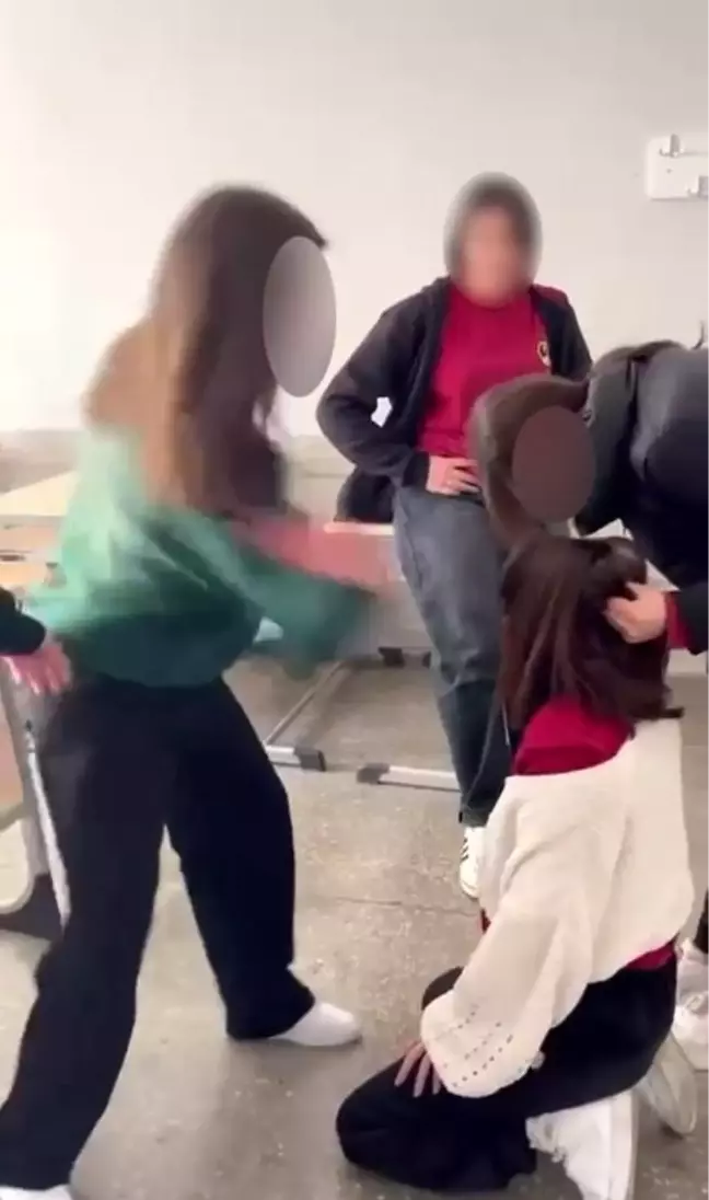 LİSEDE ŞİDDETİN KARANLIK YÜZÜ! 14 KİŞİNİN HAYATI KARARDI! MÜDÜR GÖREVDEN ALINDI, BİR ÖĞRENCİ DEMİR PARMAKLIKLAR ARDINDA!