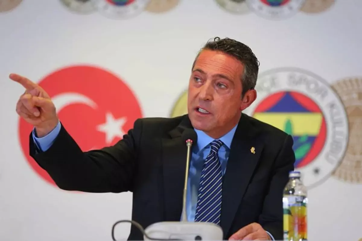 İŞTE ORTALIĞI KARIŞTIRAN GECE! ALİ KOÇ DERNEĞE BASKIN YAPTI, ORTALIK ALEV ALDI!