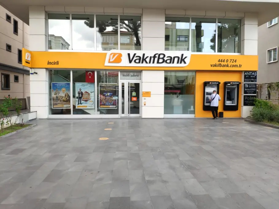 Vakıfbank ve BASS Sendikası 27. Dönem Toplu İş Sözleşmesi'ne İmza Attı: İşte Çalışanların Yeni Zam Formülü!
