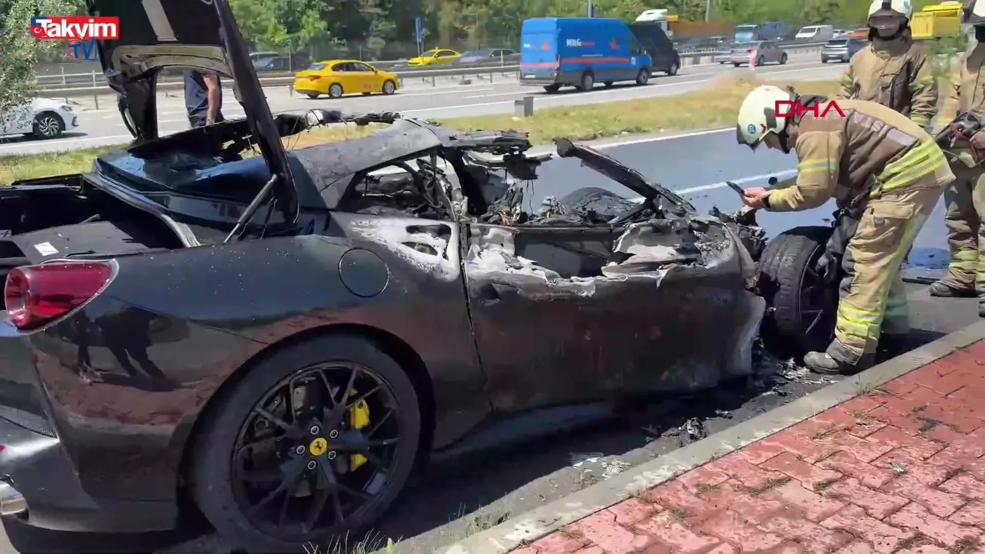 Beşiktaş Başkanı Serdal Adalı'nın Oğlu Ölümden Döndü: 20 Milyon Liralık Ferrari Alevlere Teslim Oldu