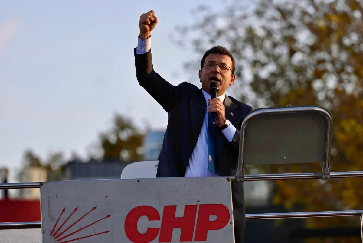 Meydanlar Demokrasi İçin "Yeter" Diyor