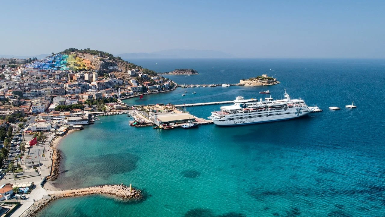 Kuşadası'nda Turizm Sektöründe Büyük İstihdam Fırsatı: Tam 85 Geçici Personel Aranıyor!