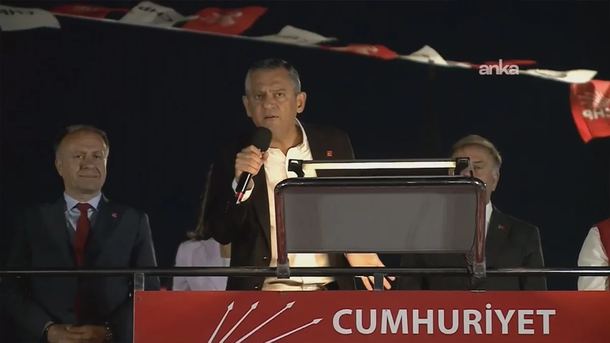 CHP Lideri Özgür Özel'den Telefon Yalanı ve Sandık Çağrısı