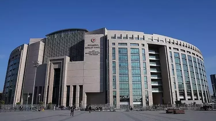 İBB'ye Yeni Yolsuzluk Operasyonu: Ağaç ve Peyzaj A.Ş.'ye Baskın, 7 Çalışan Tutuklamaya Sevk Edildi