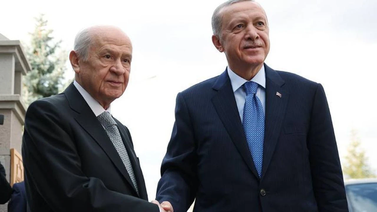 Devlet Bahçeli'den Cumhurbaşkanı Erdoğan'ın "Adaylık Derdim Yok" Sözlerine Net Mesaj