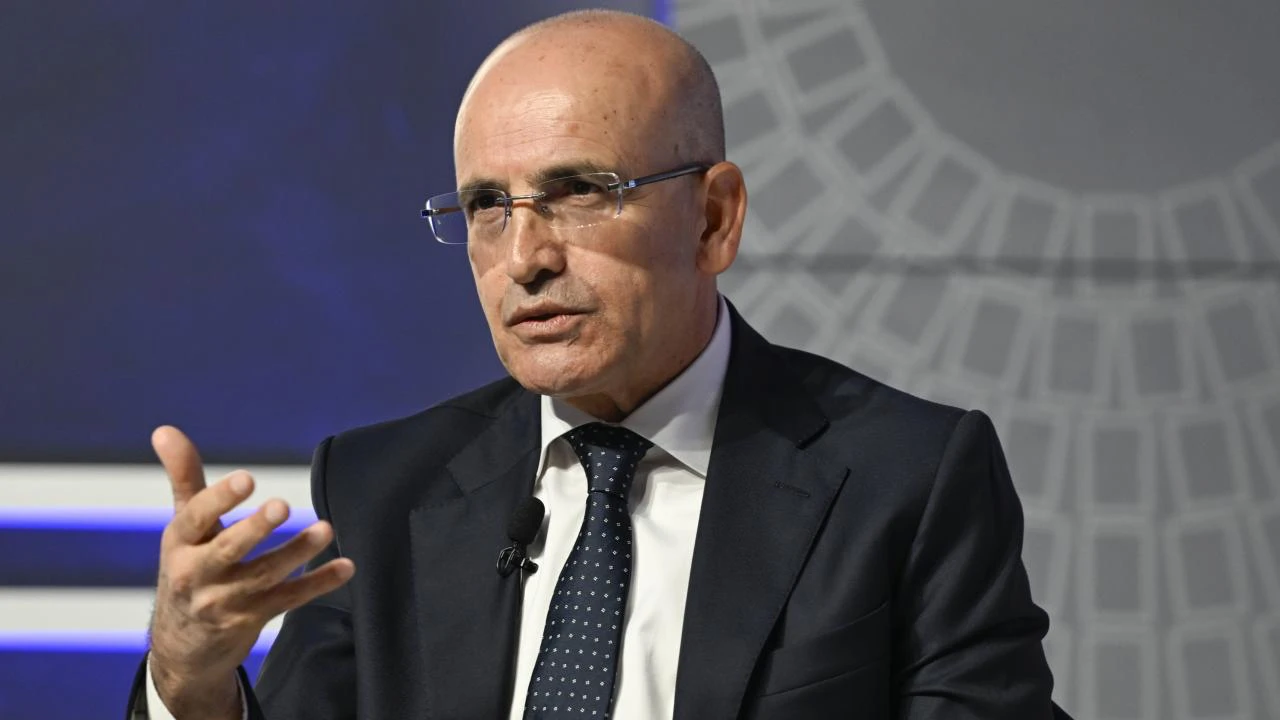 Mehmet Şimşek'ten Ekonomi Dünyasını Sarsan Enflasyon Tahmini