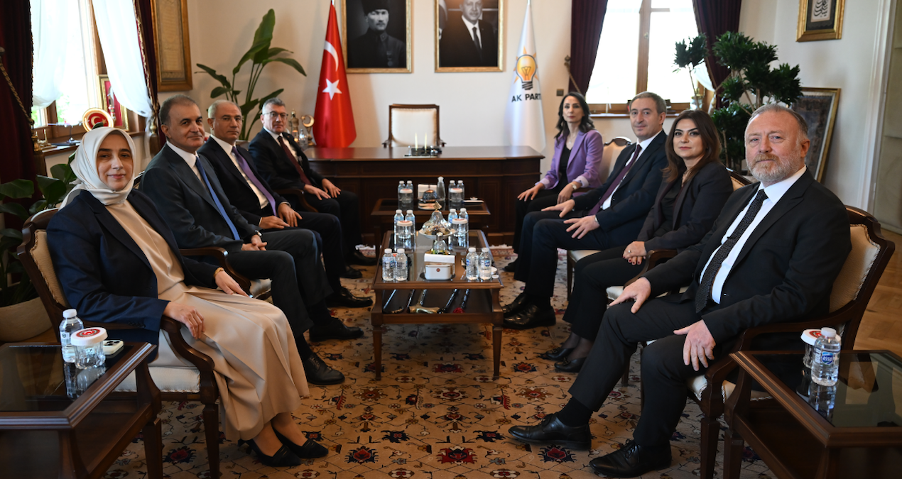 DEM Parti'den İnfaz Yasası ve Cezaevleri Açıklaması: "Düşman Ceza Hukuku Uygulanıyor, Vicdanlarınız Rahat mı?"