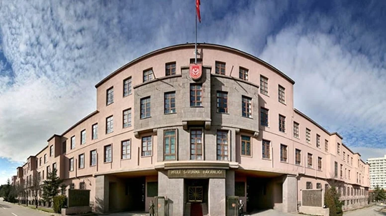Yunan Generalin İstanbul&#039;da Hediye Ettiği Harita Türkiye&#039;yi Karıştırdı