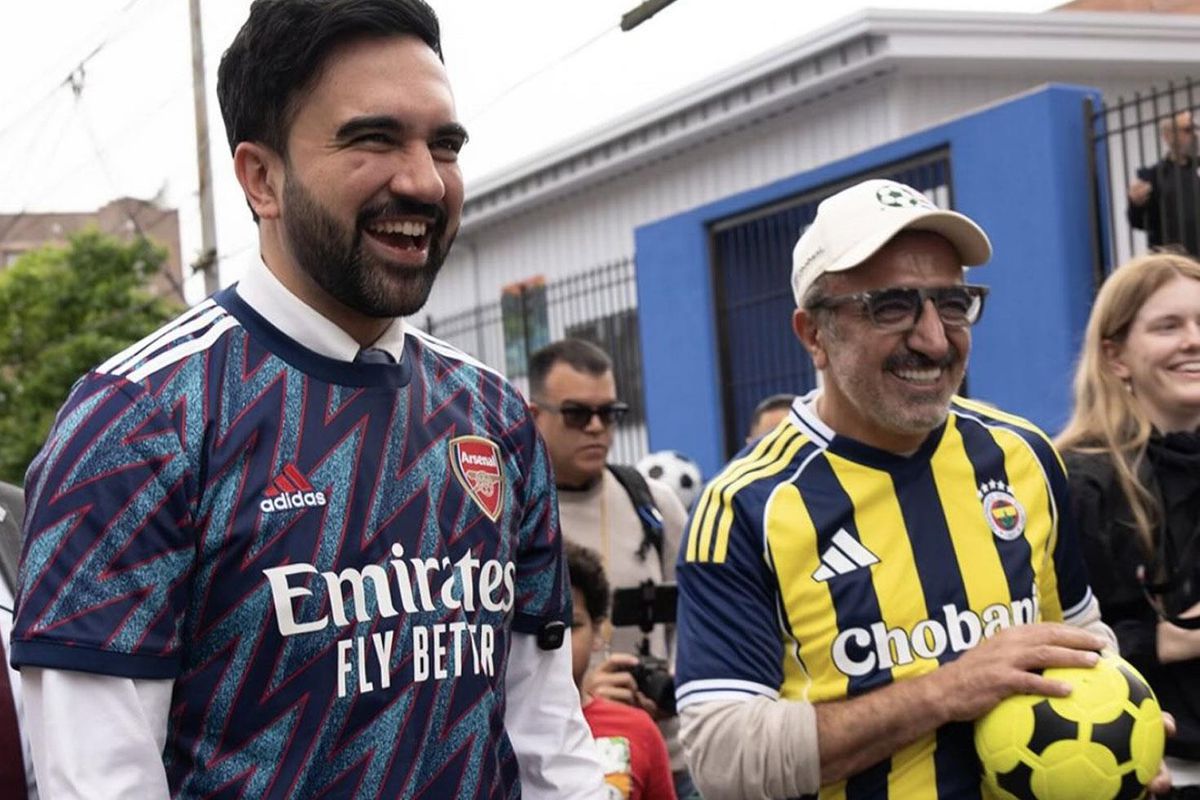 Hamdi Ulukaya’dan New York’ta Fenerbahçe Mesajı: Chobani Logolu Forma Gündem Oldu