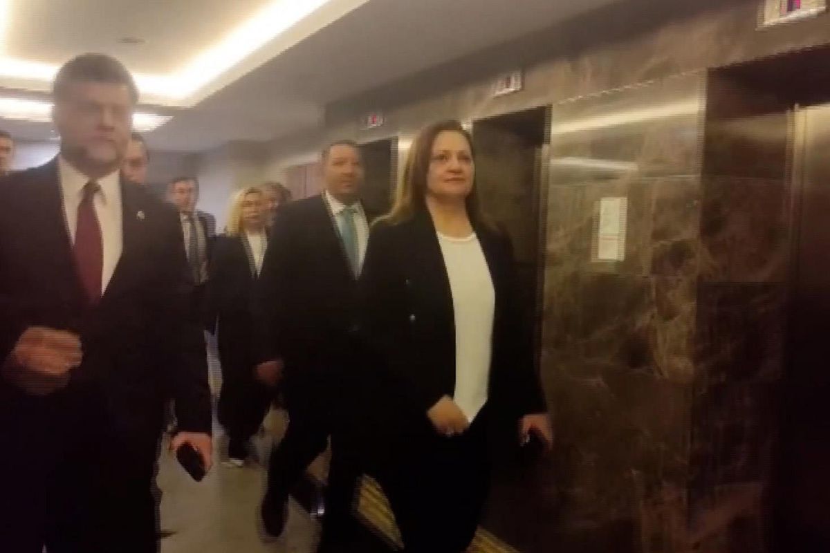 Ankara’da Kritik Tören: Köksal’ın Rozetini Erdoğan Takacak