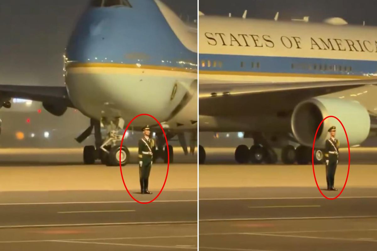 Trump Konvoyu Geçti, O Dimdik Kaldı! Çinli Asker Sosyal Medyayı Salladı