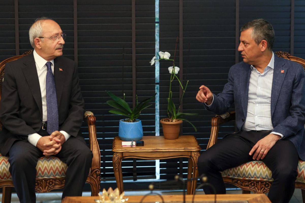 CHP’de Mutlak Butlan Sonrası Kurultay Trafiği: Kılıçdaroğlu ve Özel’den Peş Peşe Mesajlar
