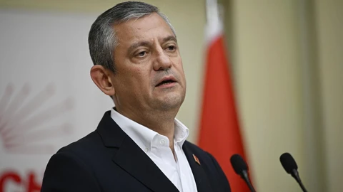 Özgür Özel TBMM’de Mesaiye Başladı! “Süreci Değerlendireceğiz” Mesajı