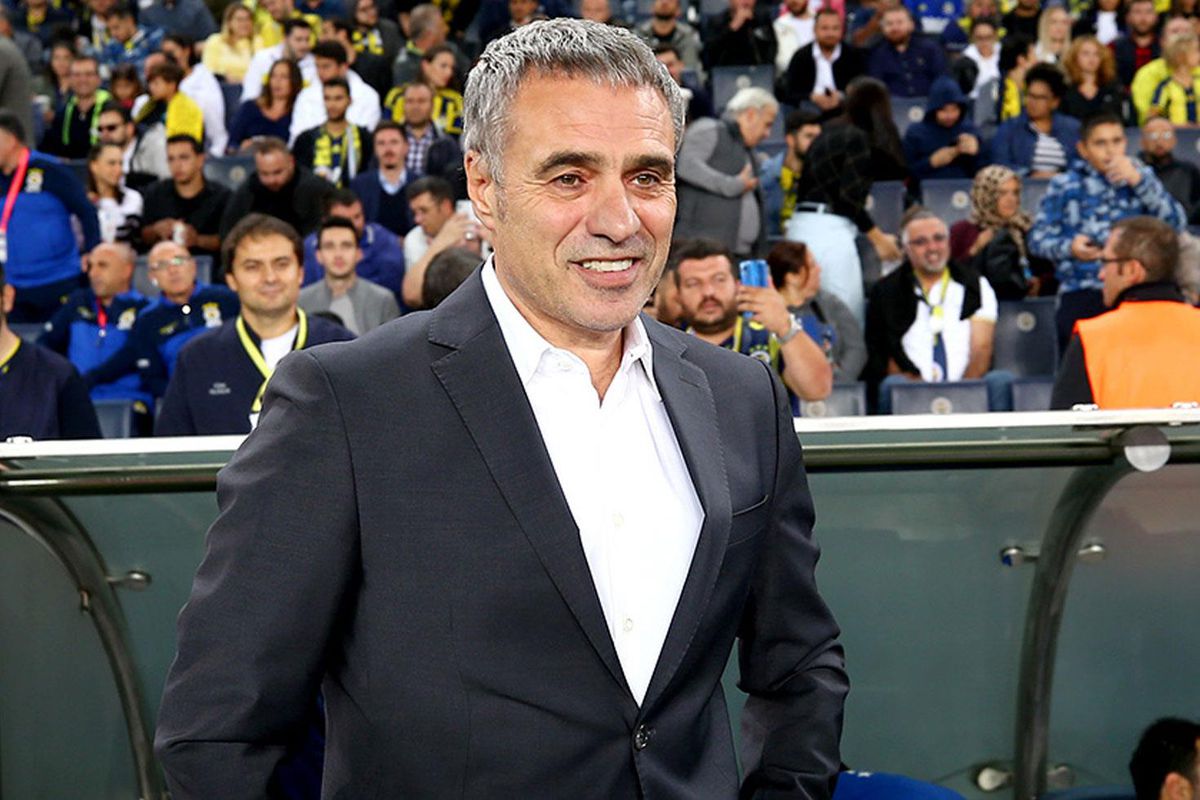 Ersun Yanal’dan “Yakında Birlikteyiz” Mesajı! Fenerbahçe Taraftarı Ayağa Kalktı
