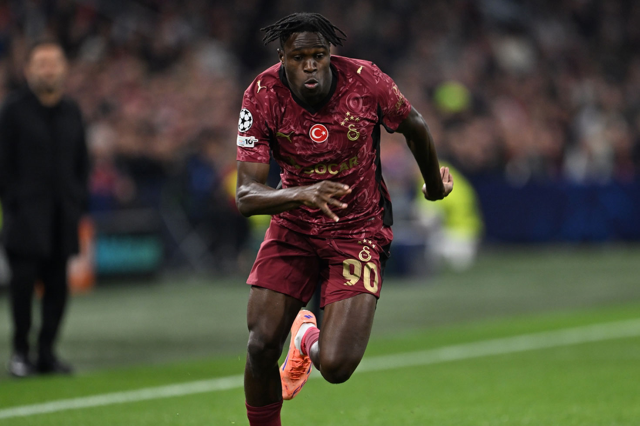 Galatasaray ve Napoli Arasında Sürpriz Transfer İddiası! Wilfried Singo Gündemde