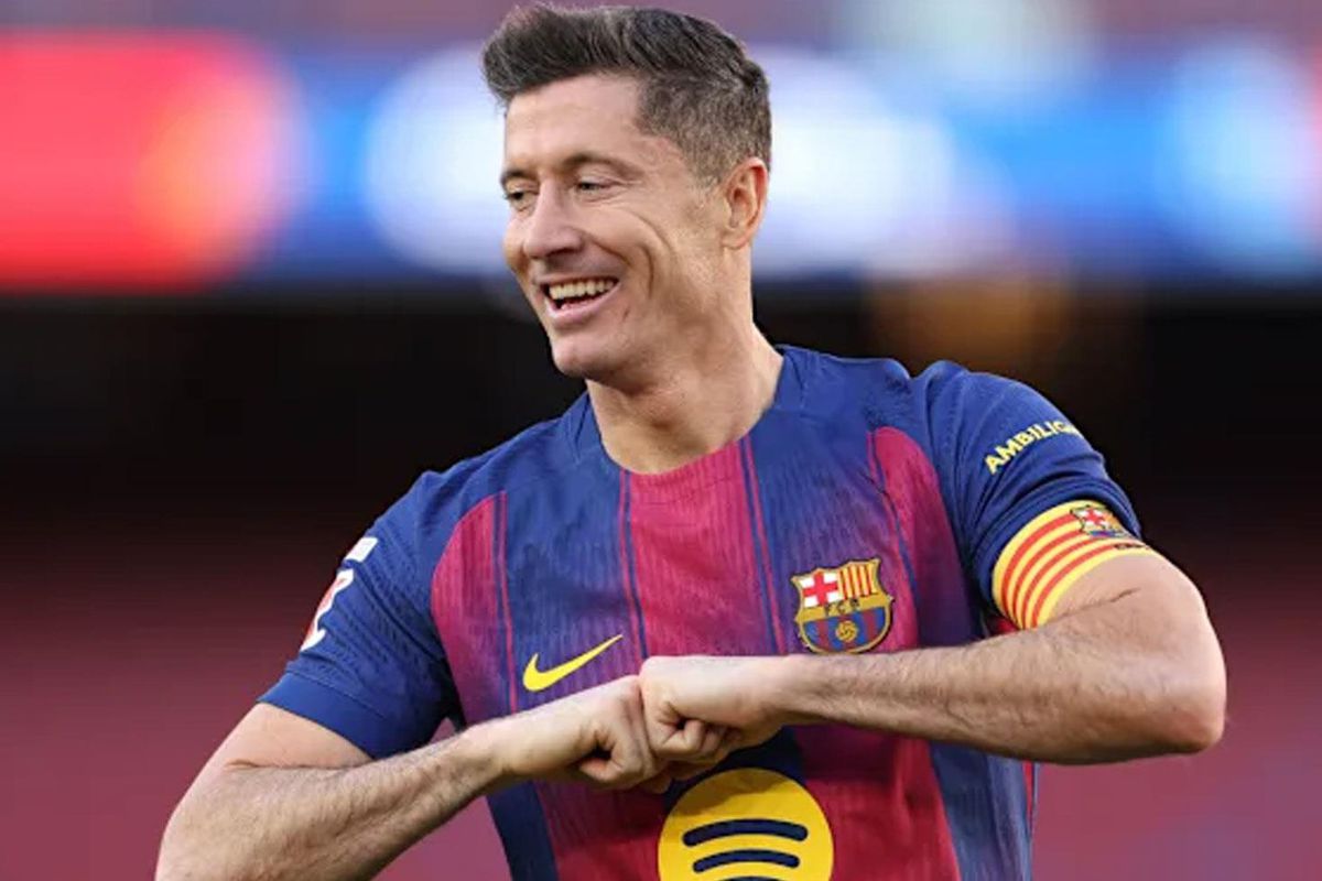 Hakan Safi'den Robert Lewandowski Bombası! Yıllık 10 Milyon Euro Teklif, Eşinden "Türkiye Olacak" Mesajı
