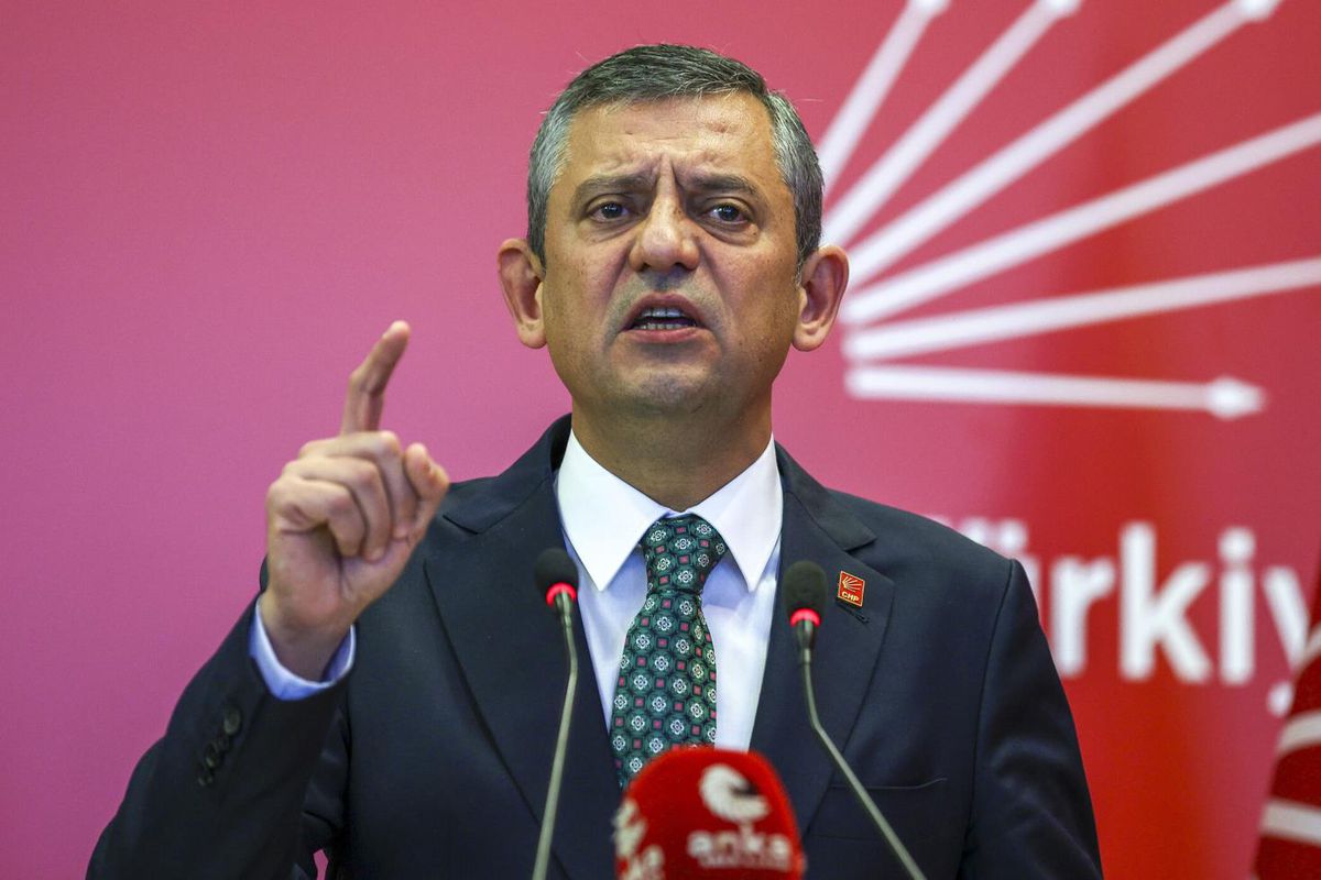 CHP’de “İstiklal Partisi” İddiası: Kurultay Krizi Derinleşirken Yeni Parti Hazırlığı Gündemde