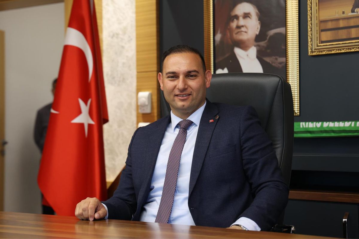 CHP'de Sarsıcı İstifa: Kilis Belediye Başkanı Hakan Bilecen Partisinden Ayrıldı