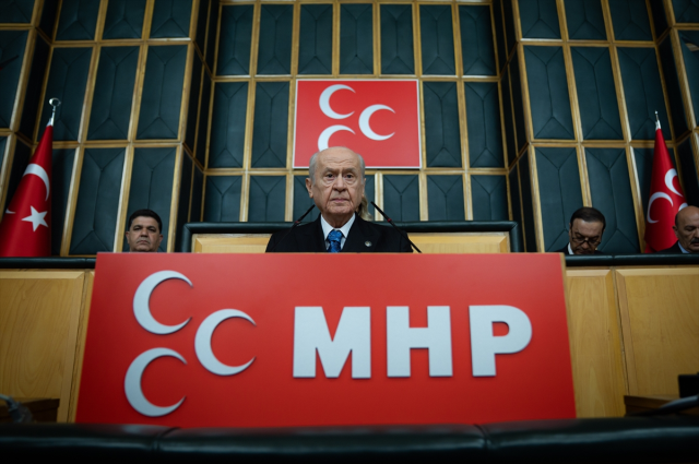 Devlet Bahçeli’den CHP’ye Grup Toplantısı Mesajı: “Özgür Özel Ateşe Körükle Gitmemelidir”