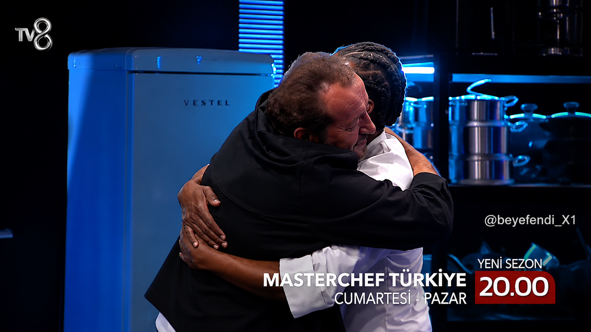 Victor Osimhen’in Özel Aşçısı MasterChef Türkiye’de Ortaya Çıktı! Mehmet Şef’ten Sarılmalı Karşılama