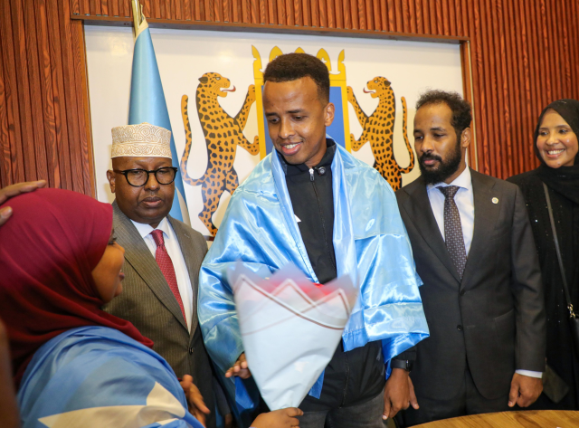ABD’den Döndü, Mogadişu Ayağa Kalktı! Omar Abdulkadir Artan’a Büyük Destek
